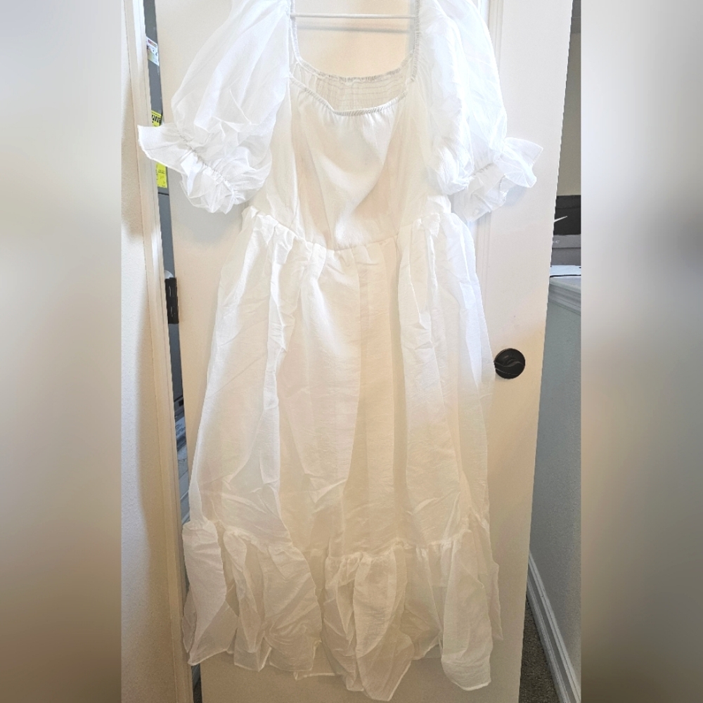 NEW White Square Neck Milkmaid Puff Sleve Midi Dress - Picture 9 of 10